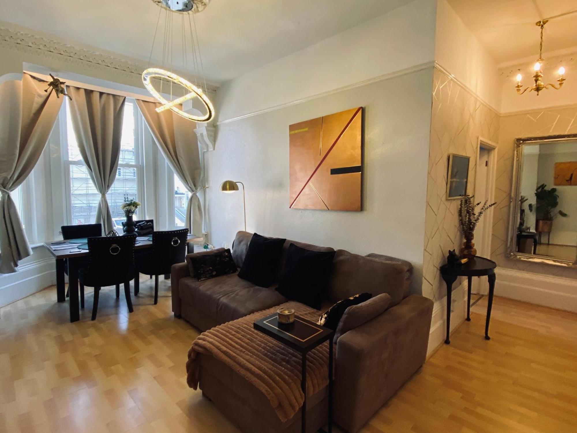 Ann Apartments Opposite The Pier With Sea View Πόρτσμουθ Εξωτερικό φωτογραφία